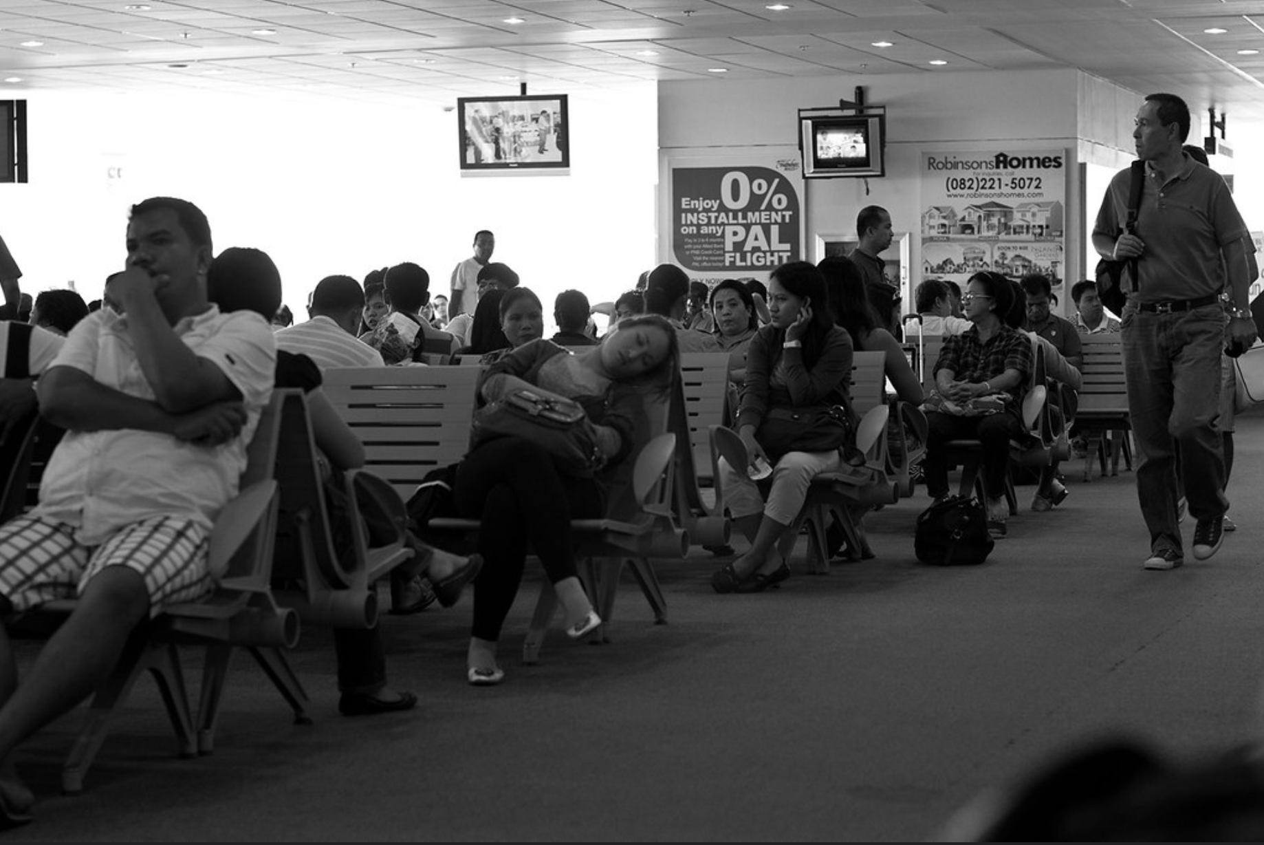 Waiting_delayedflight_piadelayed